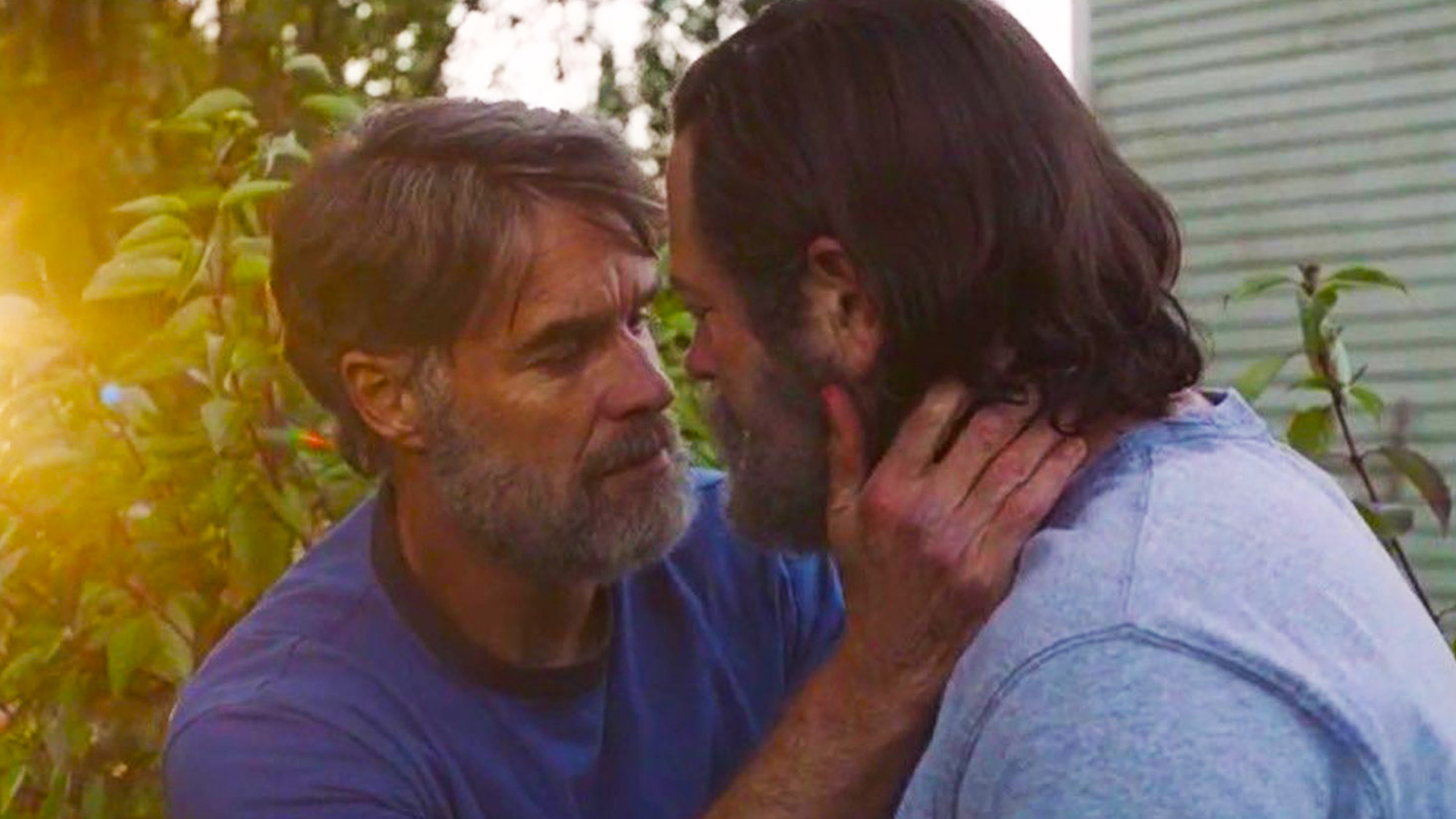 Bill and Frank surviving in The Last of Us