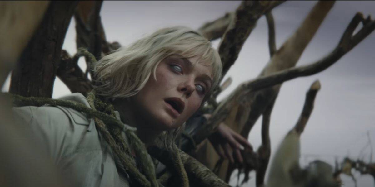 Elle Fanning in the 'Predator: Badlands' trailer